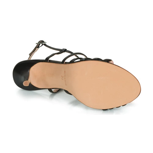 Betty London - JIKOTIPE - Image 7