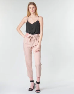 Betty London - MOUDI