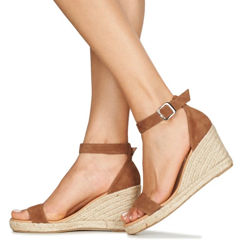 Betty London - INDALI - Image 8